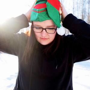 Meet your Posher, Hilary